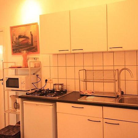Cozy Studio Close To Zaventem Airport Bruxelas Exterior foto